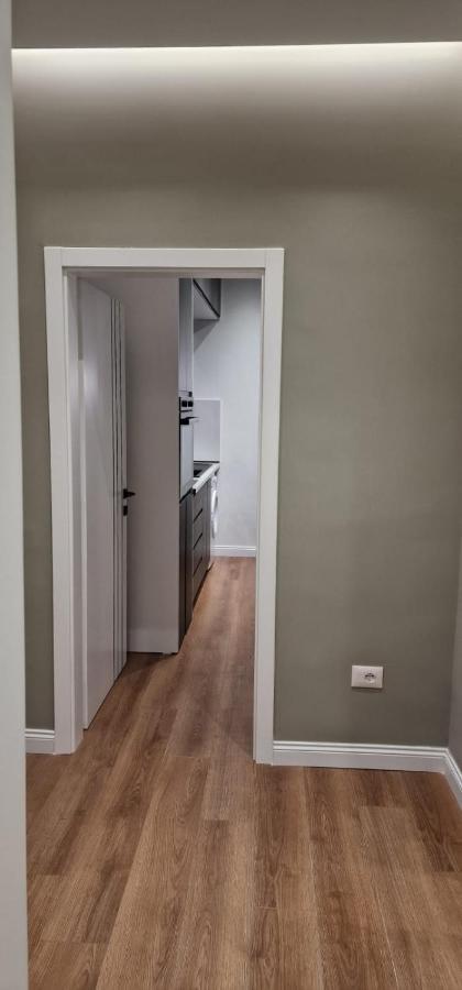 Heart Of Tirana Apartment Buitenkant foto